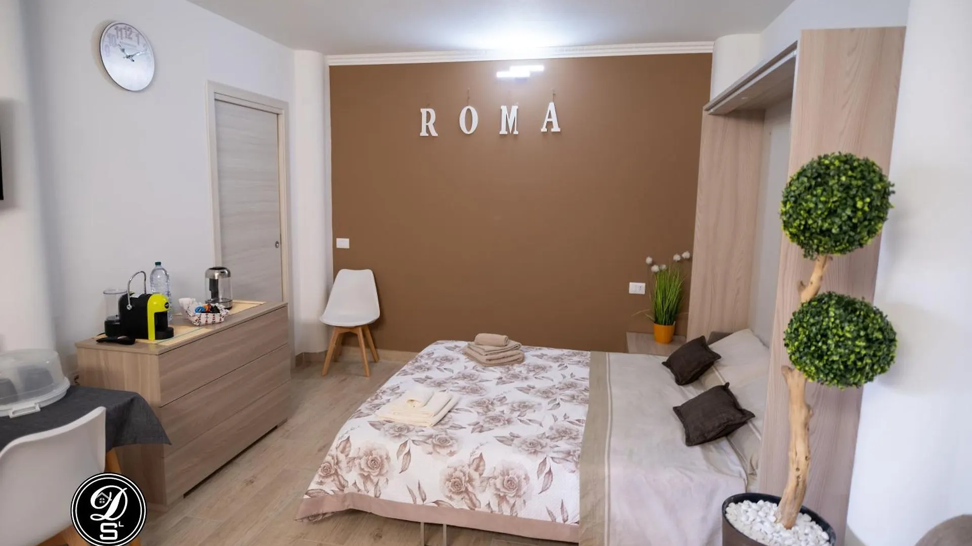 Hotel Domo San Leone Uta 0*,  Italia